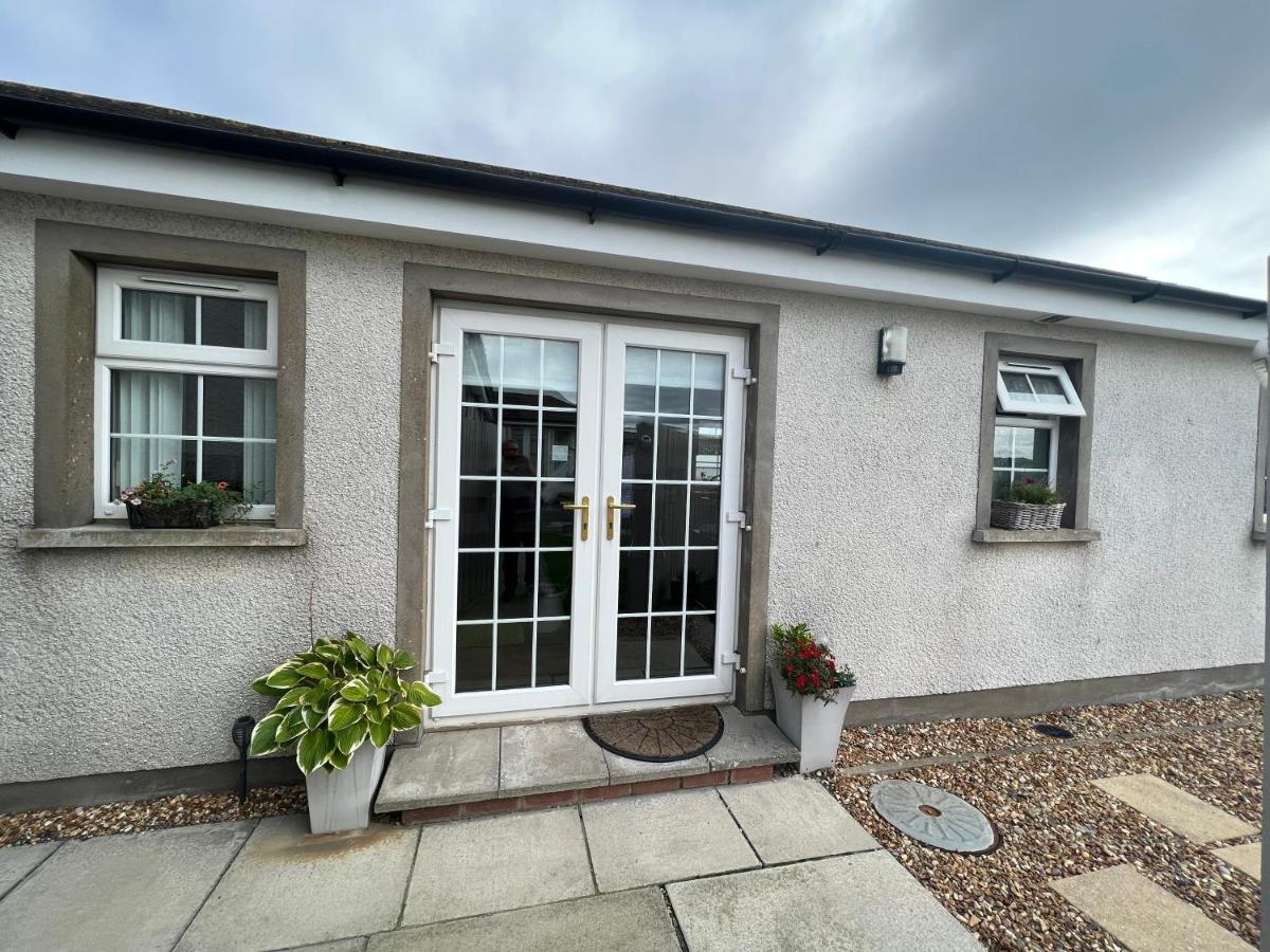 Smythe Cottage Kirkistown Exterior foto